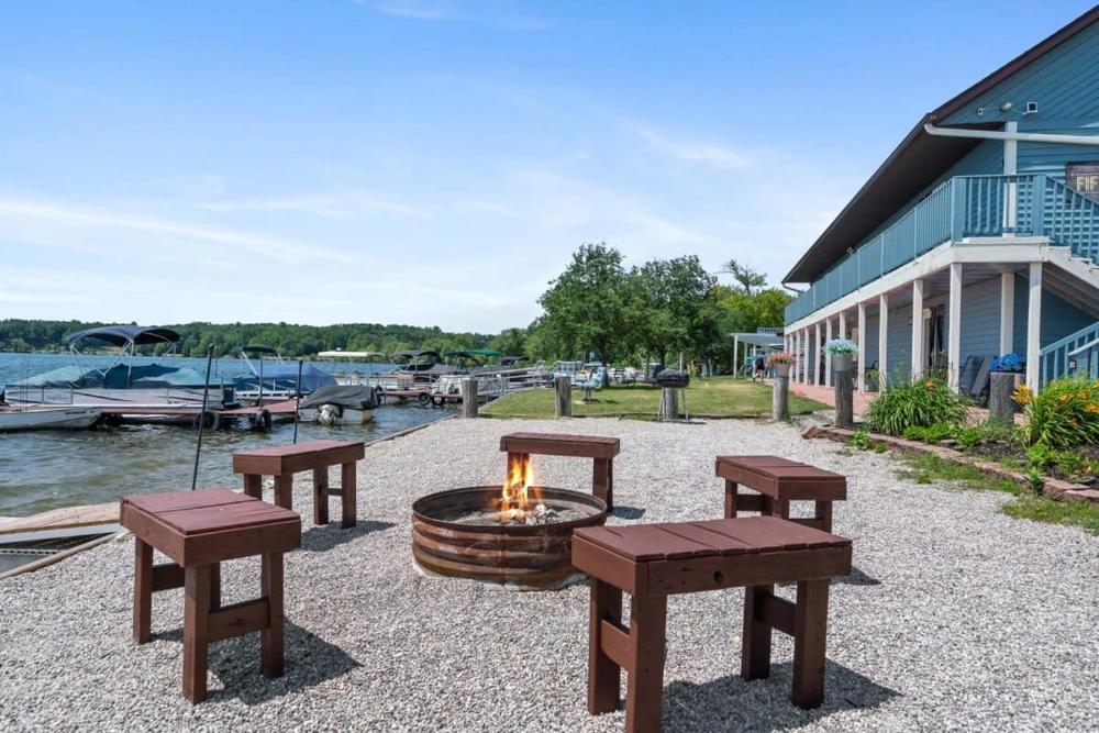 2 Lakeside Apartment Units in One at Fife Lake Lodge